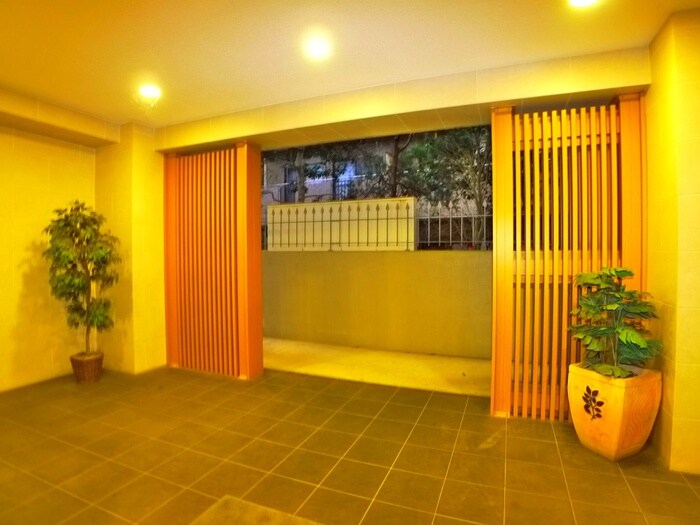 物件外観写真3　(建物設備)