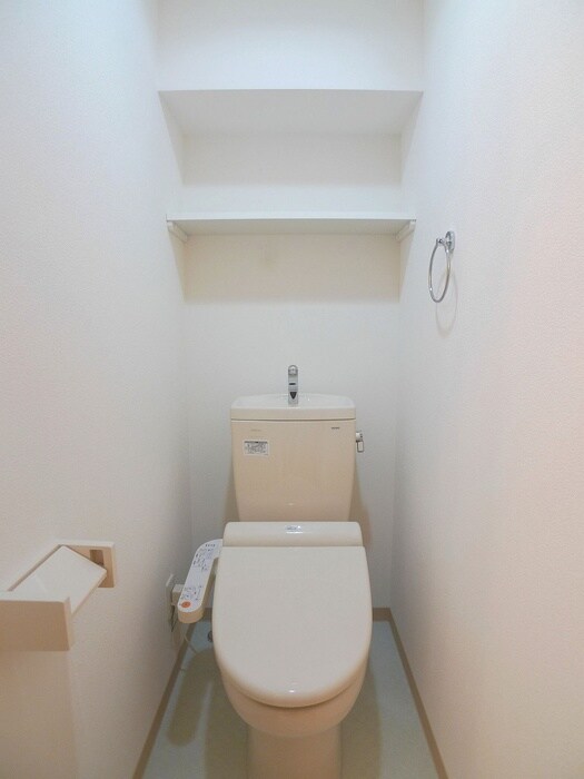 物件内観写真12　(トイレ)