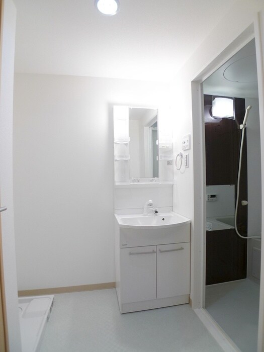 物件内観写真12　(洗面)