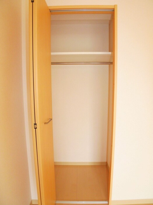 物件内観写真15　(収納)