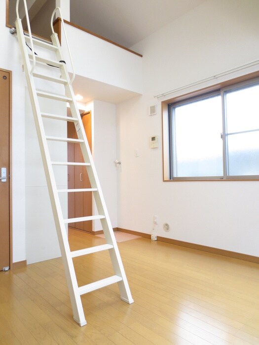 物件内観写真9　(居室)