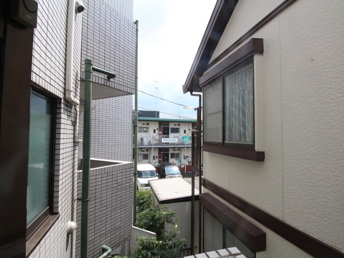 物件内観写真16　(室内からの展望)