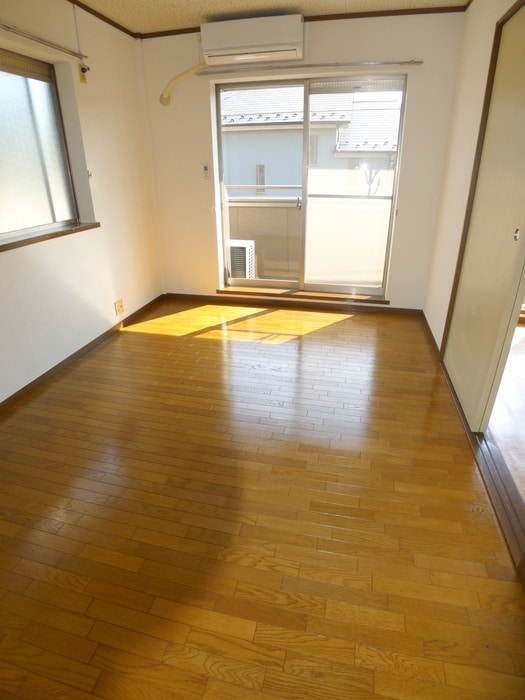 物件内観写真6　(居室)