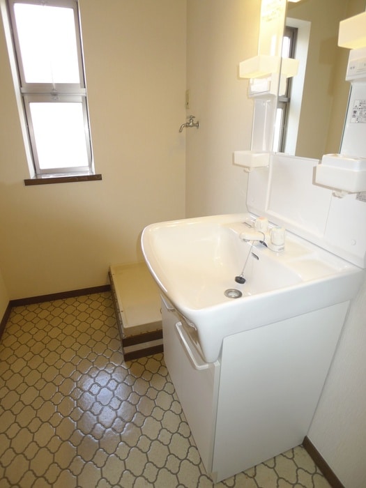 物件内観写真13　(洗面)