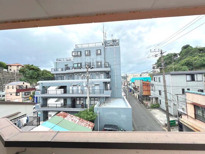 物件内観写真21　(室内からの展望)