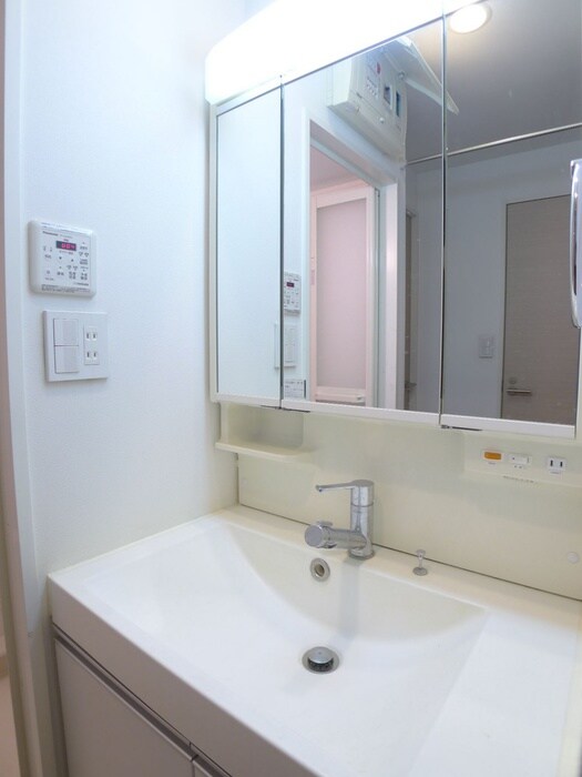 物件内観写真14　(洗面)