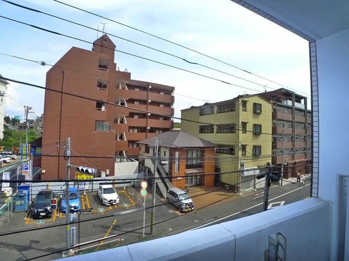 物件内観写真21　(室内からの展望)