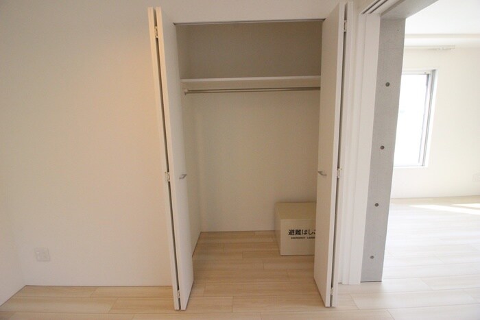 物件内観写真13　(収納)