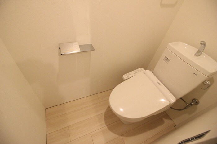 物件内観写真14　(トイレ)