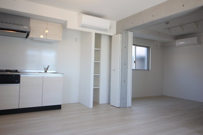 物件内観写真21　(居室)