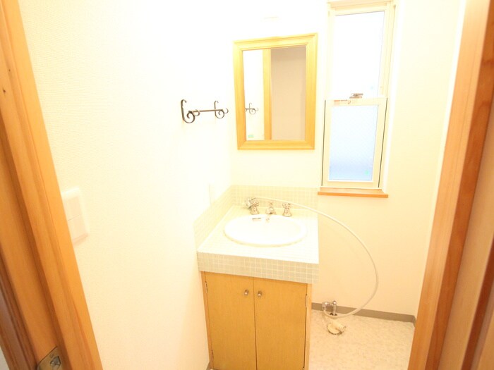 物件内観写真13　(洗面)