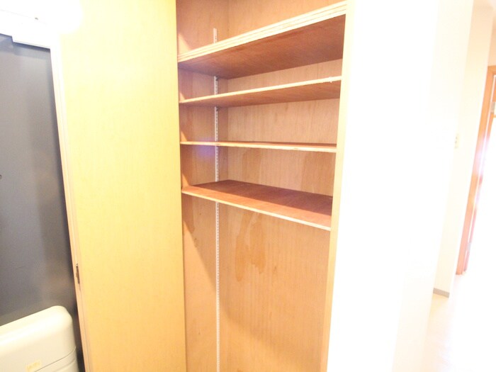 物件内観写真15　(靴箱)