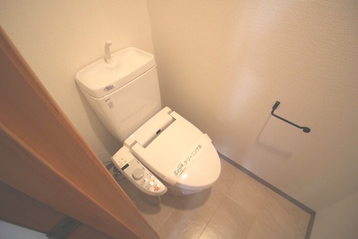 物件内観写真16　(トイレ)