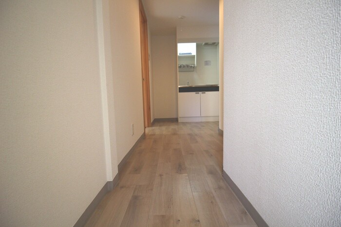 物件内観写真20　(廊下)