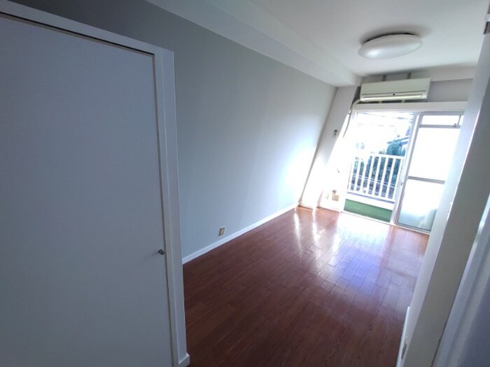 物件内観写真18　(居室)