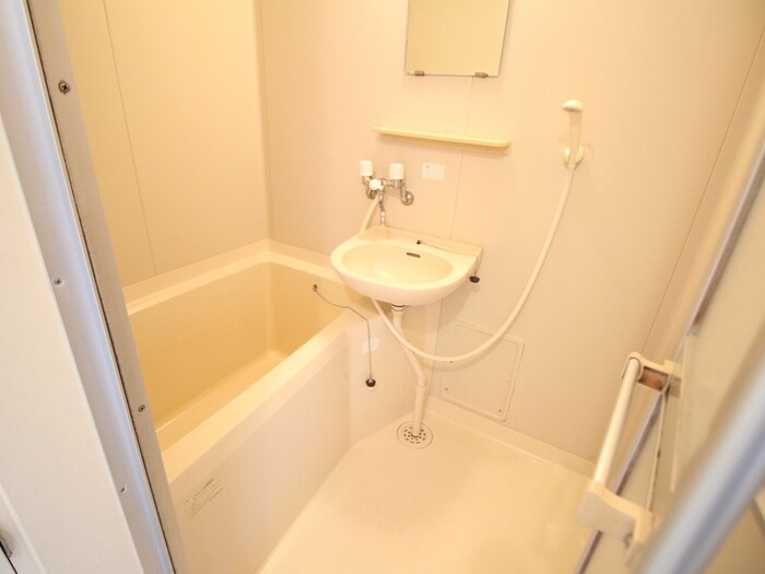 物件内観写真8　(バス／シャワールーム等)