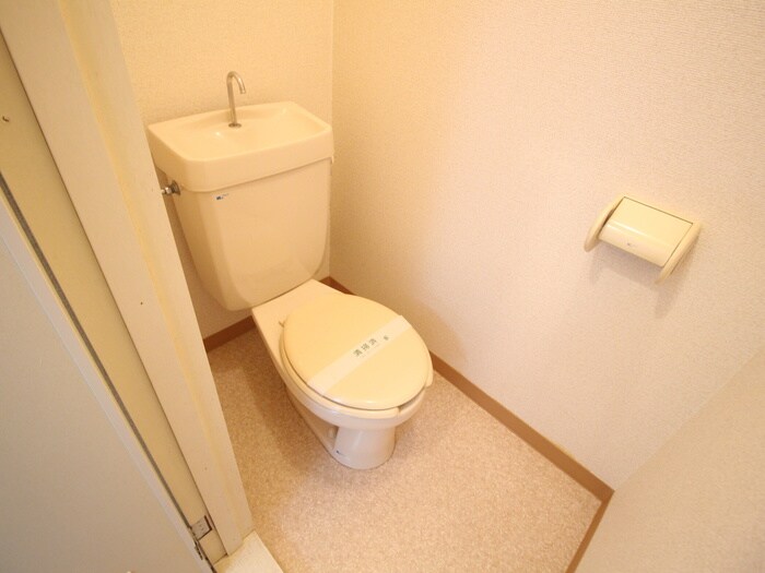 物件内観写真9　(トイレ)