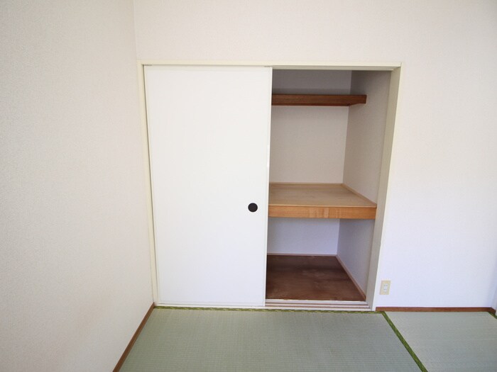 物件内観写真11　(収納)