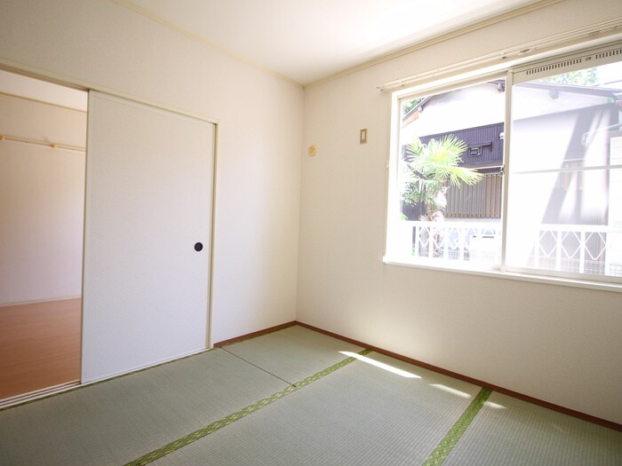 物件内観写真14　(居室)