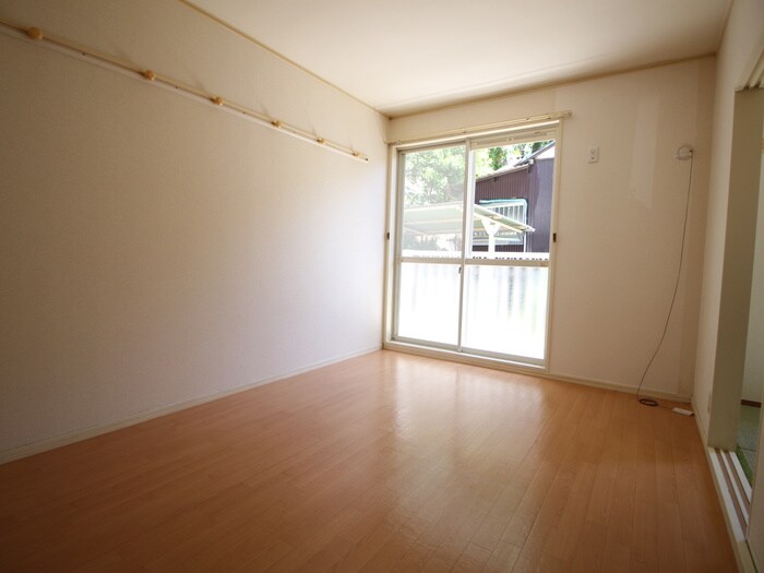 物件内観写真22　(居室)