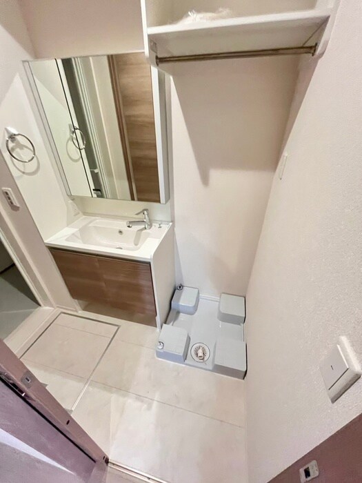 物件内観写真12　(洗濯機置場)