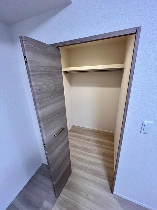 物件内観写真13　(収納)