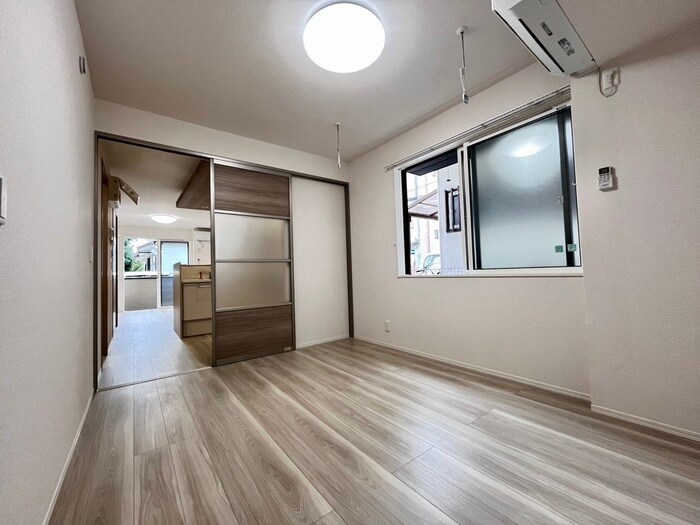 物件内観写真14　(居室)