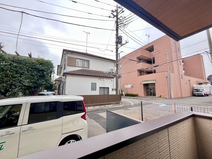 物件内観写真16　(室内からの展望)