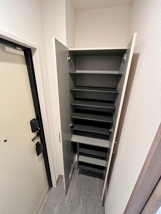 物件内観写真17　(靴箱)