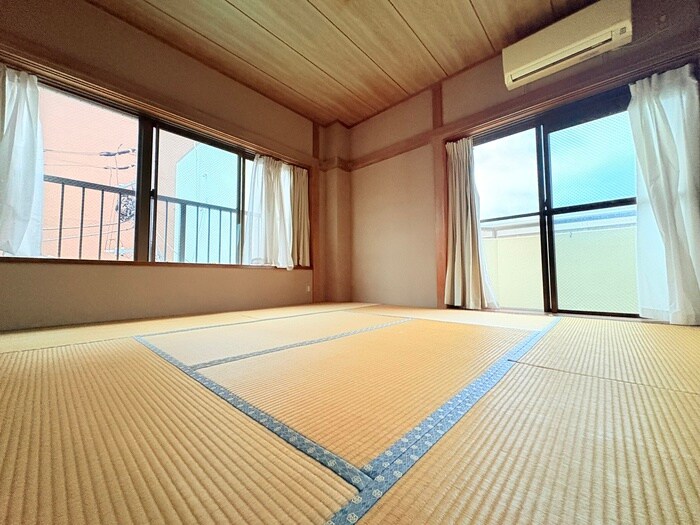 物件内観写真9　(居室)