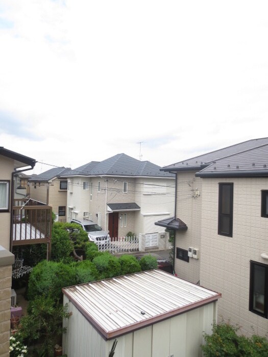 物件内観写真18　(室内からの展望)