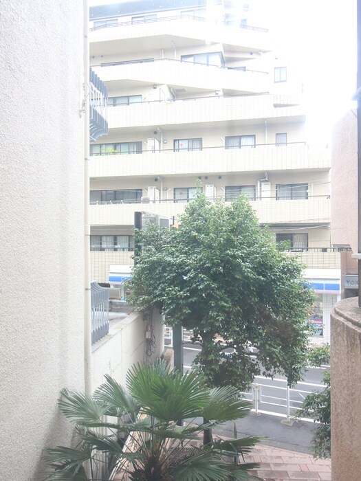 物件内観写真19　(室内からの展望)