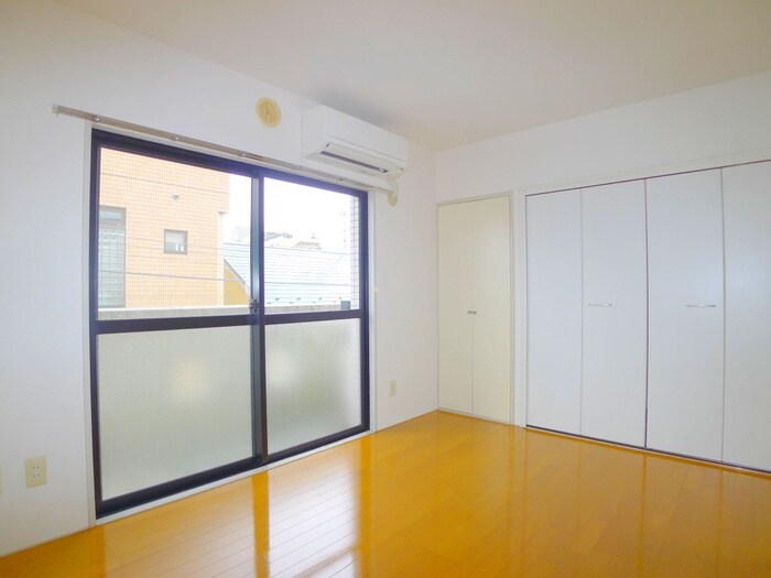 物件内観写真10　(居室)