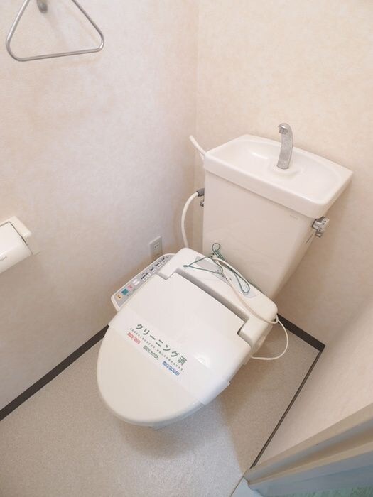 物件内観写真12　(トイレ)