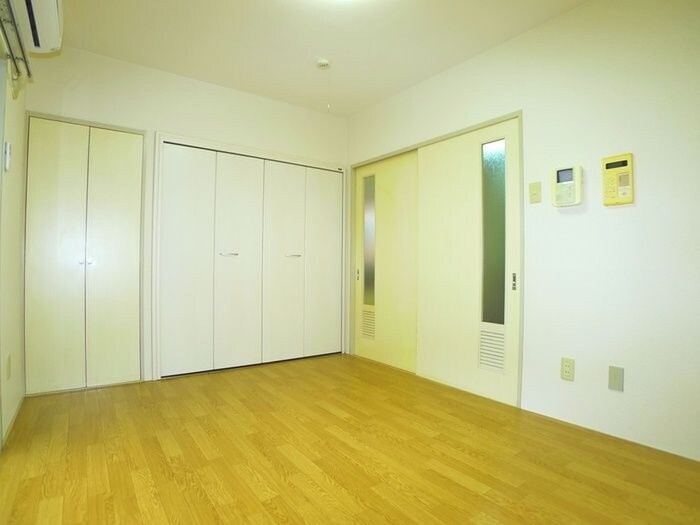 物件内観写真16　(居室)