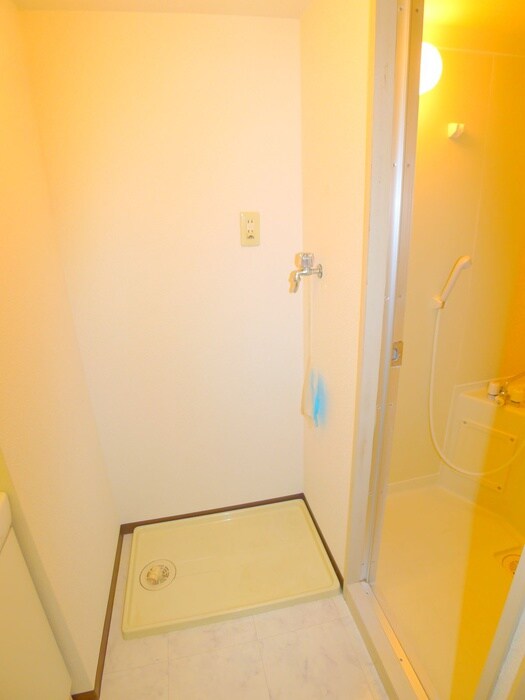 物件内観写真19　(洗濯機置場)