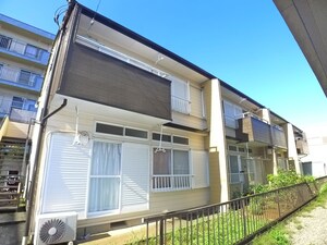 ハイツ・ヒバ外観写真