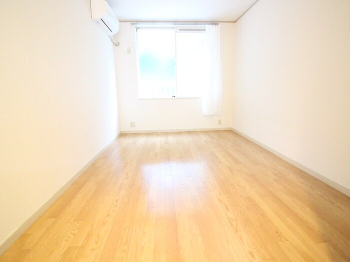 物件内観写真18　(居室)