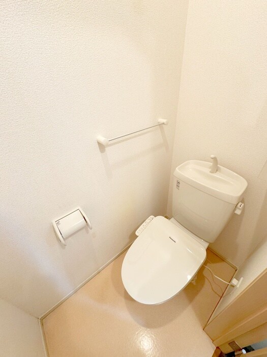 物件内観写真10　(トイレ)