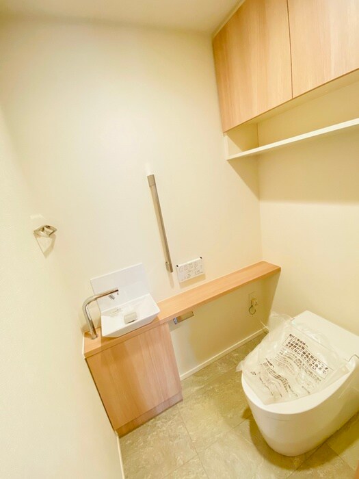 物件内観写真14　(トイレ)