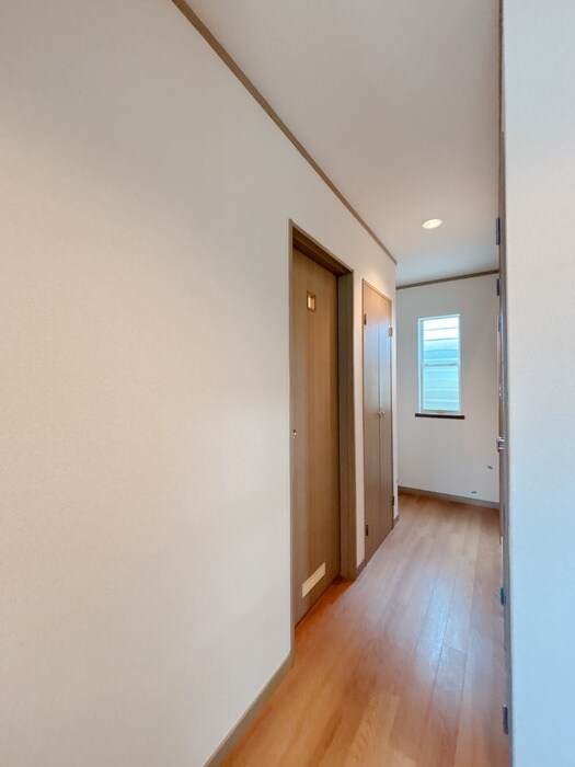 物件内観写真15　(廊下)