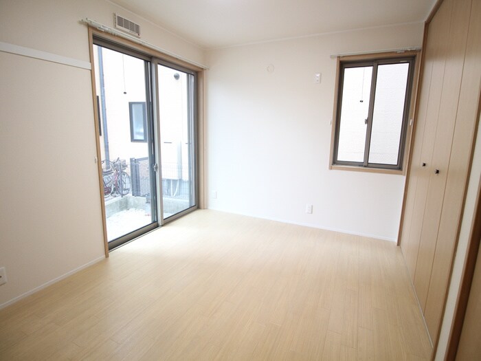 物件内観写真10　(居室)