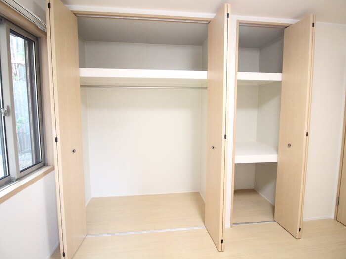 物件内観写真12　(収納)