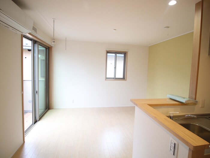 物件内観写真15　(居室)