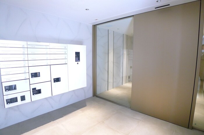 物件外観写真4　(建物設備)