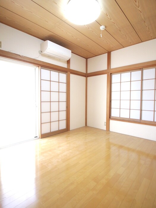 物件内観写真8　(居室)