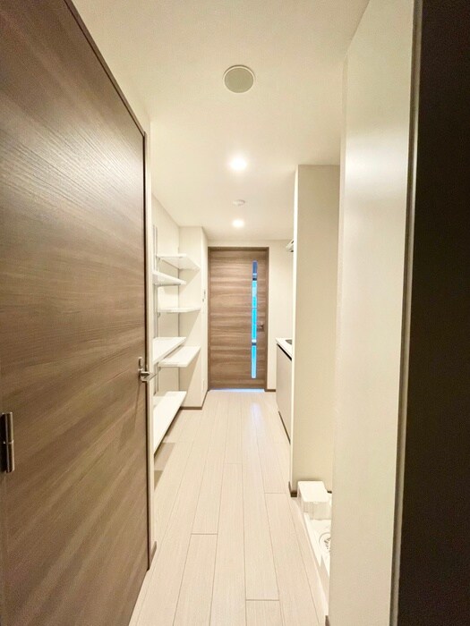 物件内観写真19　(廊下)
