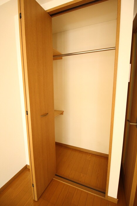 物件内観写真11　(収納)