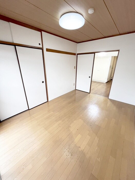 物件内観写真10　(居室)
