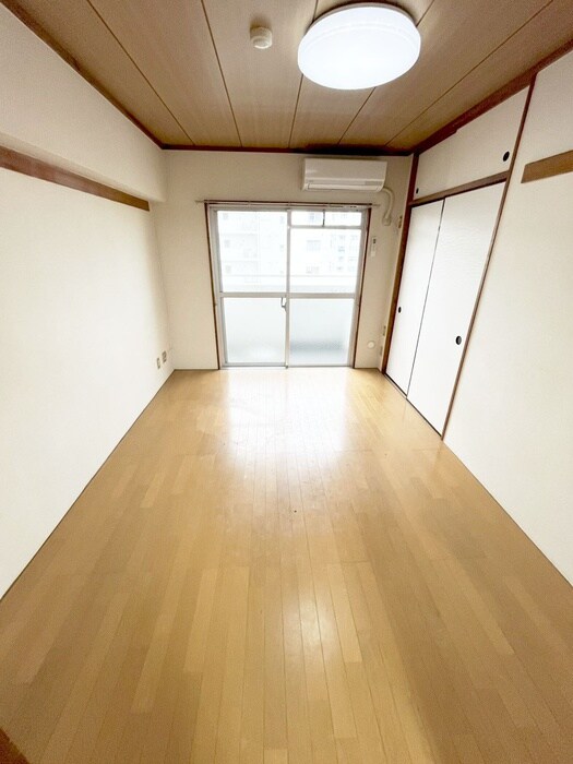 物件内観写真11　(居室)